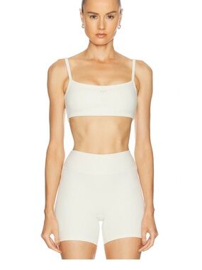 Minimal Support Cream Seamless Sports Bra by 432